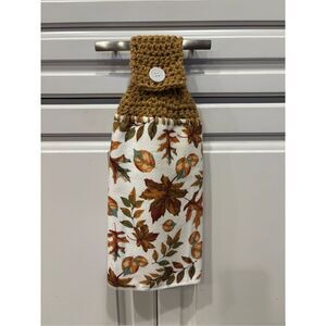 Crochet Top Kitchen-Fall leaves